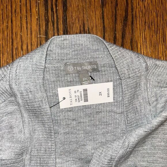 New T by Talbots Sweater - Picture 2 of 4
